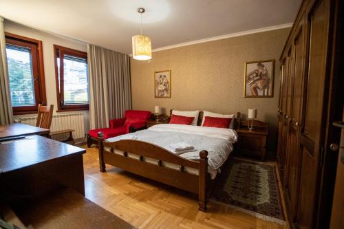 Postel nebo postele na pokoji v ubytování Apartments Kanevce Beach&Relax