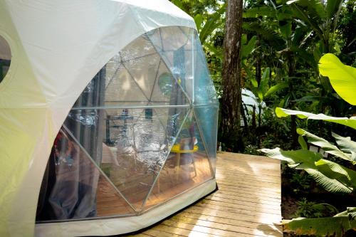 Giardino di Hotel Faith Glamping Dome Costa Rica