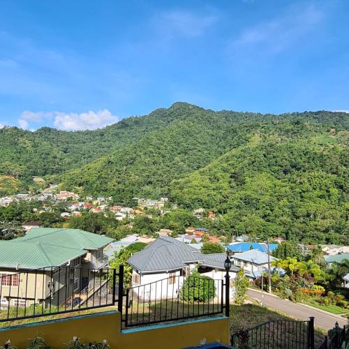 Nespecifikovaný výhled na hory nebo výhled na hory při pohledu z bed and breakfast