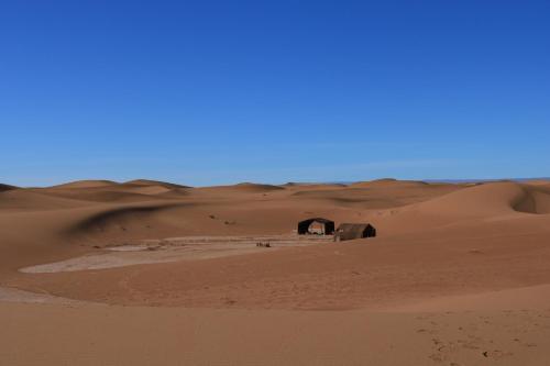 Paisaje cerca de este tented camp