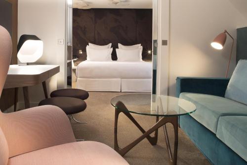 Hotel Dupond-Smith, Paris, Franţa