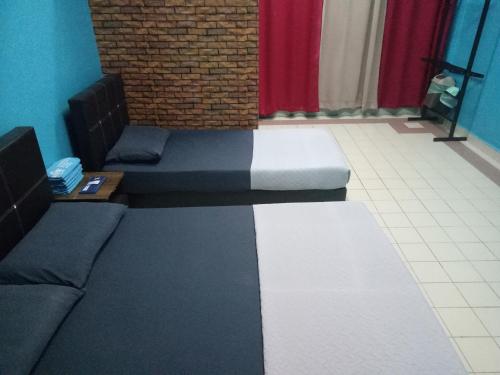 Gallery image of KUALA BESUT JETTY BUDGET HOTEL AIN - In front of Kuala Besut Jetty in Kuala Besut