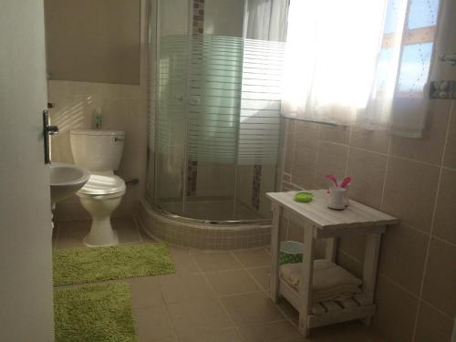 Foto da galeria de Tirzah's B&B and Self Catering em Bredasdorp