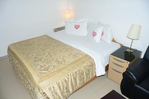 Gallery image of Odo So Royal Hotel in Oko Sombo