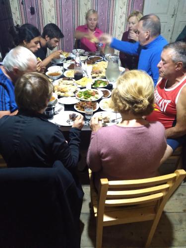 Essen in der Pension oder in der Nähe