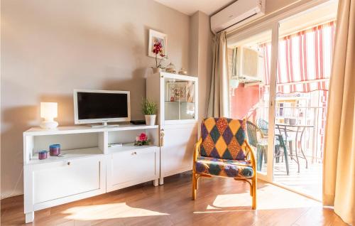 1 Bedroom Nice Apartment In Benalmadena