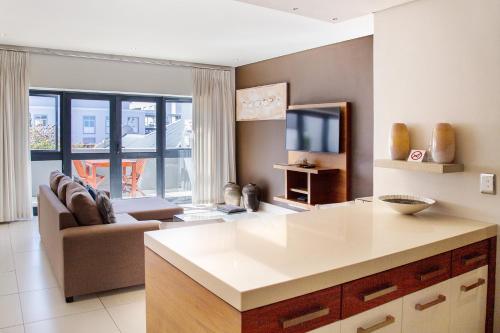 Dapur atau dapur kecil di Marine Square Luxury Suites
