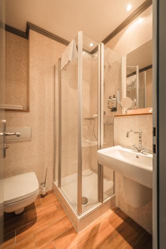 Bob W Berlin Mitte tesisinde bir banyo