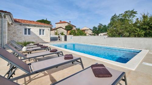 Villa Leon – Photos 2