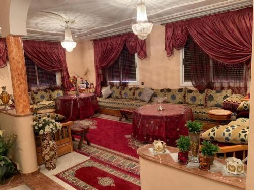 Fotografie z fotogalerie ubytování Comfortable home in middle Atlas v destinaci Azrou