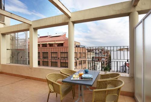 Gallery image of Apartamentos Calvet in Barcelona