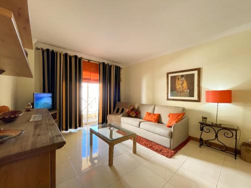 Apartment Old Town Center Albufeira Walk to Beach