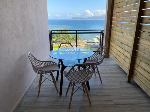 Galería fotográfica de Superbe T2 full équipé à sada avec vue sur îlot en Sada