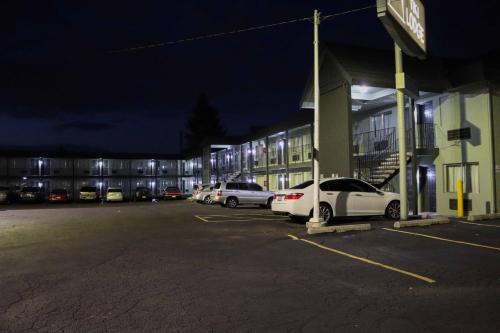 Afbeelding uit fotogalerij van Tiki Lodge Motel in Spokane