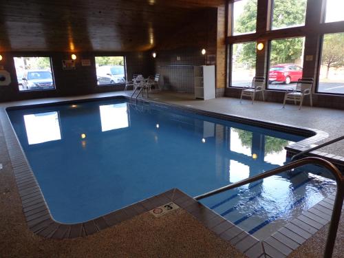 Bazén v ubytování Baymont by Wyndham Bloomington MSP Airport nebo v jeho okolí