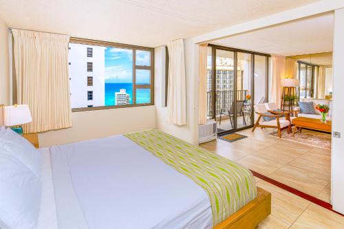 Ocean View Delight, Walk to Beach with Free Parking_2