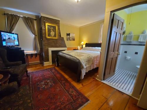 Gallery image of Burbank Rose Inn Bed & Breakfast in Newport