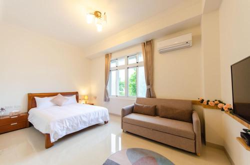 Televisyen dan/atau pusat hiburan di Long Forest Homestay