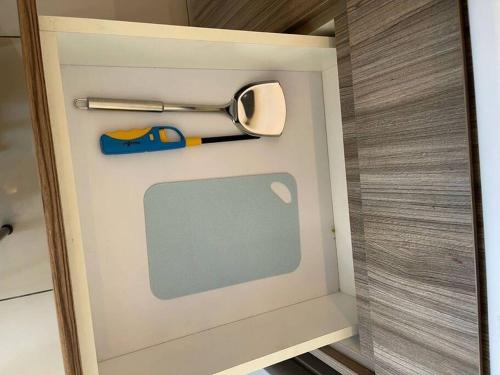 Fotografie z fotogalerie ubytování OPAHOME@SWISS GARDEN RESIDENCE (POOL VIEW) 1 Bedroom Studio with WIFI + NETFLIX v destinaci Kuantan