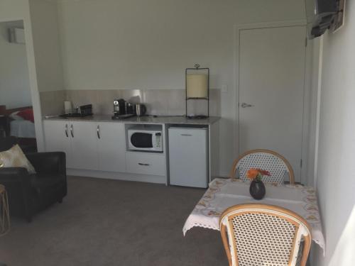Η κουζίνα ή μικρή κουζίνα στο STUDIO ECHUNGA Adelaide Hills
