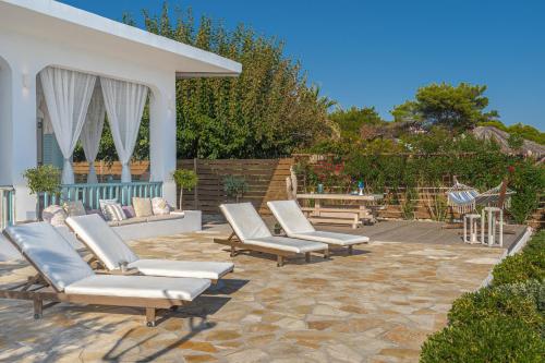 Фотография из галереи Anemos Beach House, by ZanteWize в Аликанасе