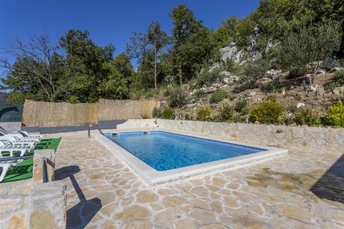 Fotografie z fotogalerie ubytování Holiday Home Dijamant v destinaci Kučiće