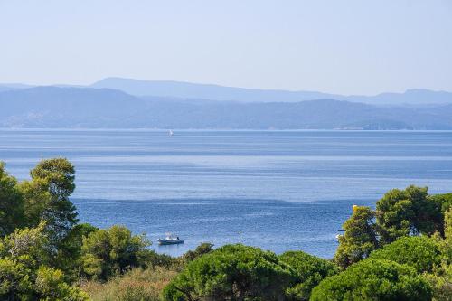 Gallery image of ANGELOS STUDIOS in Vromolimnos