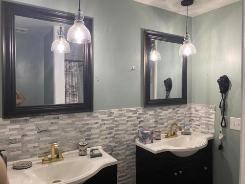 HHI Homes- Newly Renovated Cozy Modern Pet-Friendly Villa-Ideal Location photo 54