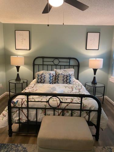 HHI Homes- Newly Renovated Cozy Modern Pet-Friendly Villa-Ideal Location photo 60