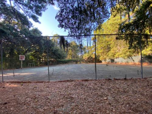 HHI Homes- Newly Renovated Cozy Modern Pet-Friendly Villa-Ideal Location photo 82