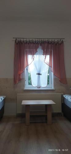 Χώρος καθιστικού στο 4U Hostel Zgorzelec - Free Parking