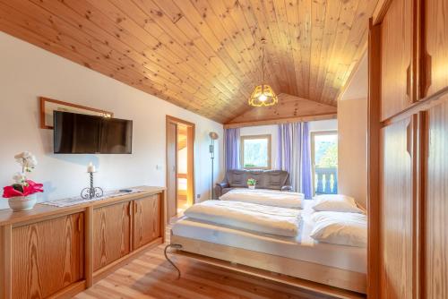 Postel nebo postele na pokoji v ubytování Garni-Residence Villa Paul