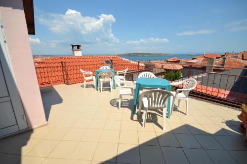 ソゾポルにあるGuest House Olimpiaのギャラリーの写真