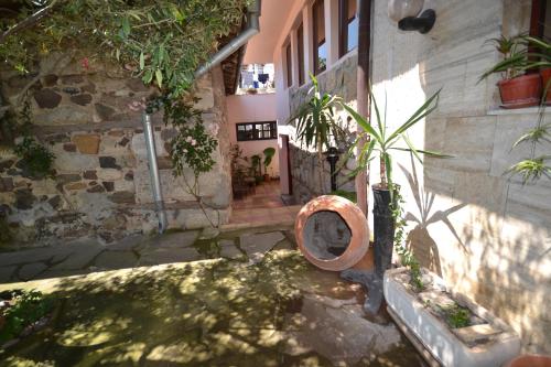 ソゾポルにあるGuest House Olimpiaのギャラリーの写真