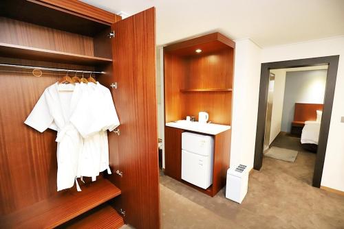 Gambar di galeri bagi Sea Moon Tourist Hotel di Incheon