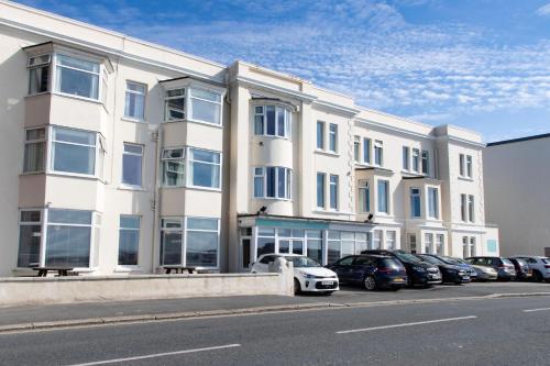 Marina Hotel, Cubert, United Kingdom