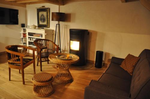 Photo de la galerie de l'établissement VILLA VILLOU, à Romanèche-Thorins