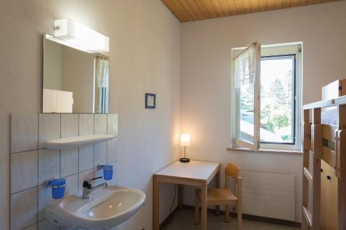 Ванная комната в Stein am Rhein Youth Hostel