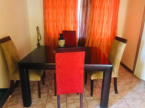 Khu vực ghế ngồi tại Tulo Bed and Breakfast