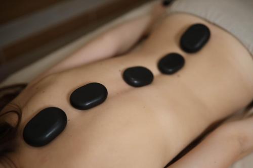a woman with black nails on her body at SPA-Hotel Dodo in Zhytomyr