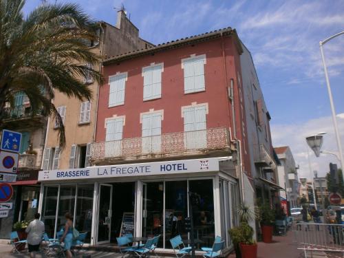 Zdjęcie z galerii obiektu Hotel Restaurant La Frégate w mieście La Seyne-sur-Mer