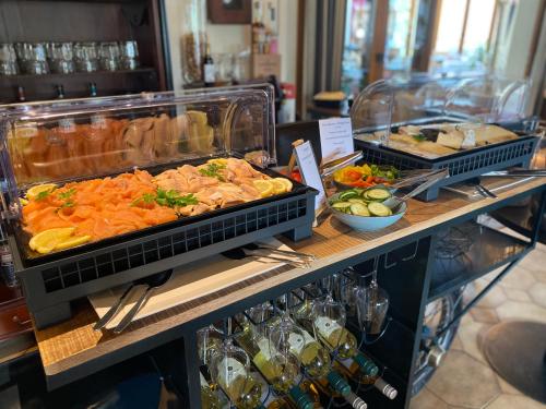 Jídlo v aparthotelu nebo okolí