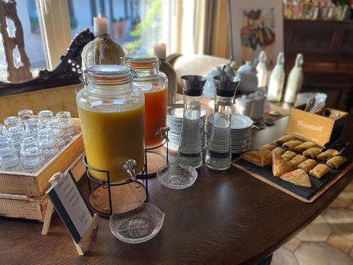 Jídlo v aparthotelu nebo okolí