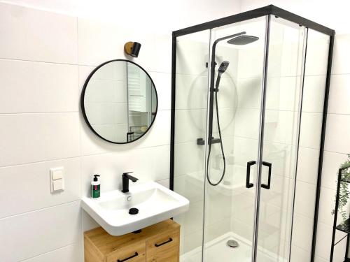 A bathroom at Design Apartment Vienna