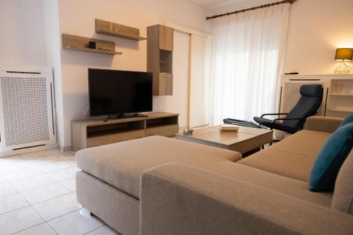 Spacious apartment close to the sea and the city center