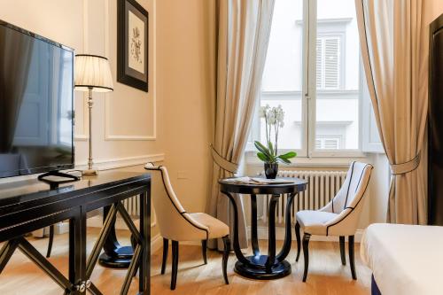 Μια τηλεόραση ή/και κέντρο ψυχαγωγίας στο Relais Tosinghi