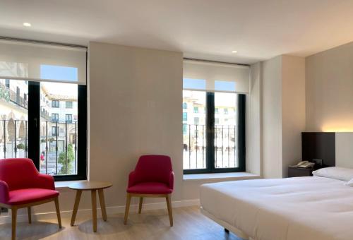 Gallery image of Hotel Remigio in Tudela