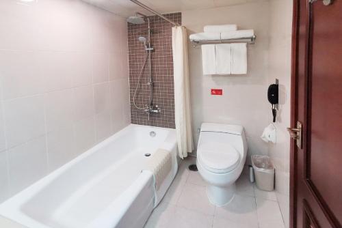 Gallery image of Beijing Asia Pacific Garden Hotel in Tongzhou