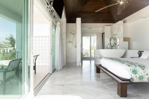 Imagen de la galería de SulMare at Sapodilla Bay Luxury villas, en Providenciales