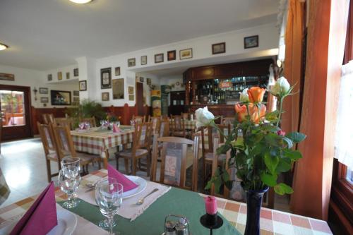 Restoran ili neka druga zalogajnica u objektu Forrás Fogadó